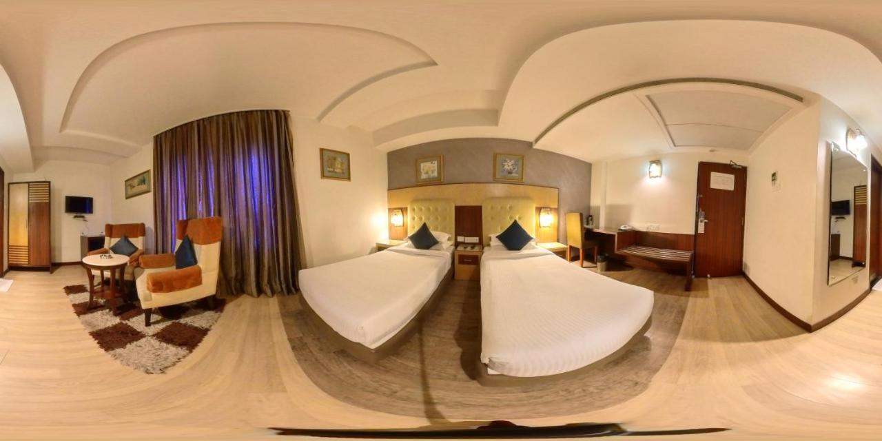 Hotel Silicrest Bangalore Exterior photo