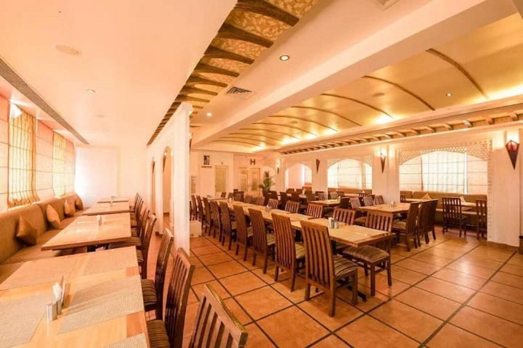 Hotel Silicrest Bangalore Exterior photo