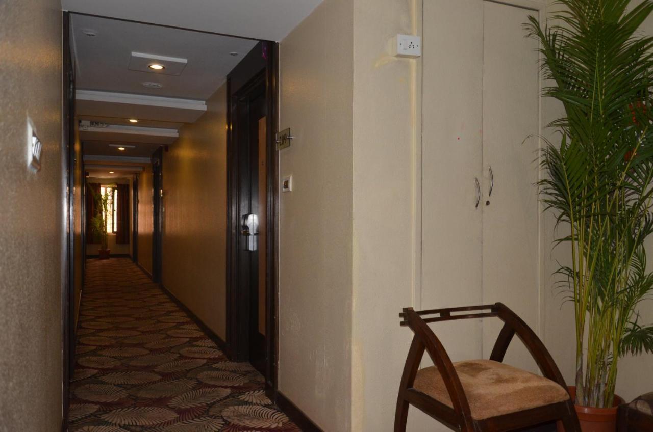 Hotel Silicrest Bangalore Exterior photo